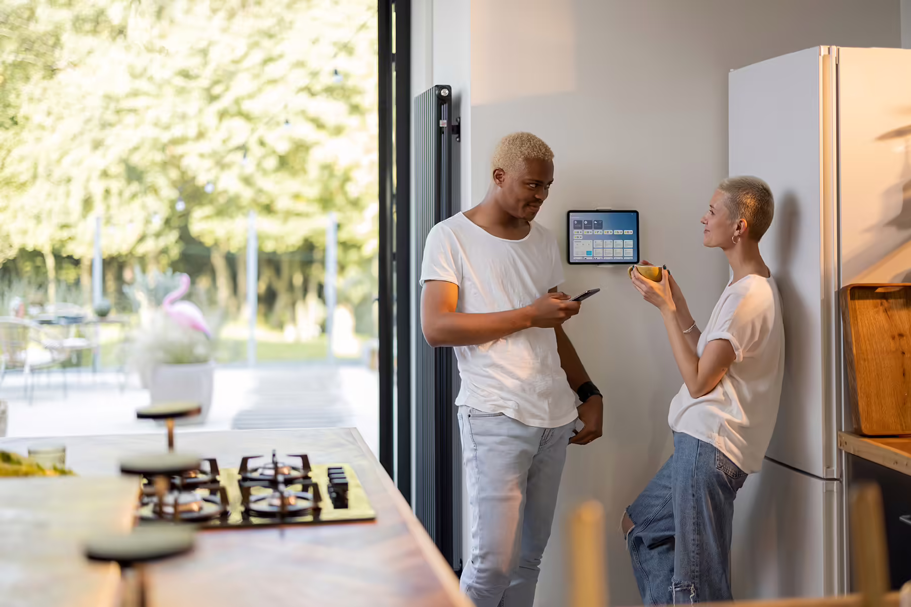 smartThings-kitchen-tablet